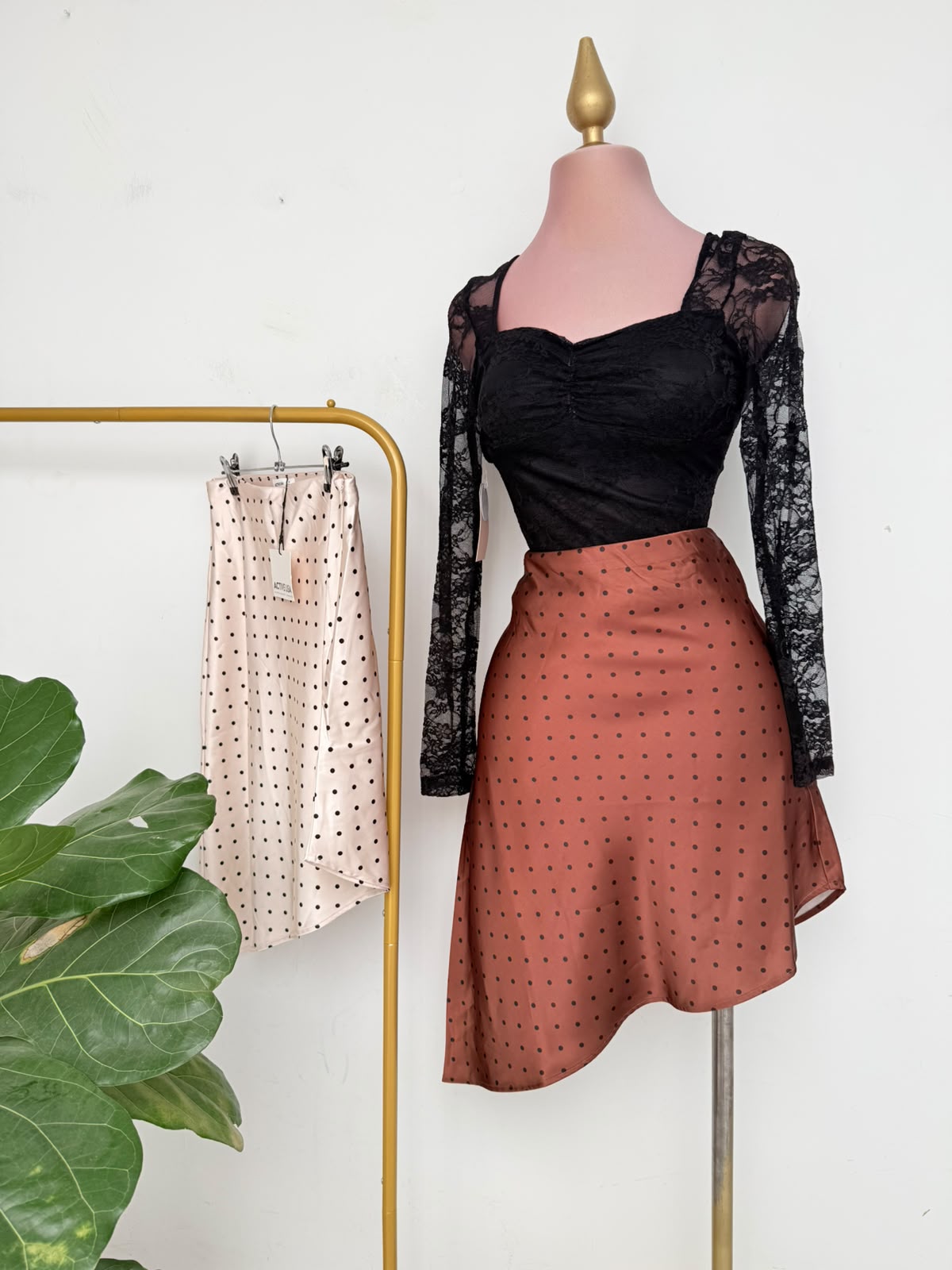 FALDA 074
